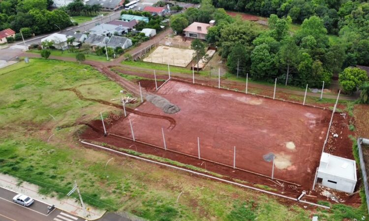 TRABALHOS NOS PROJETOS DO AVANÇAR ESPORTE E ILUMINA
